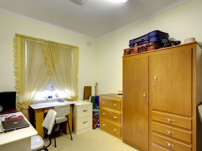 1 Almond Avenue, Woodville South SA 5011