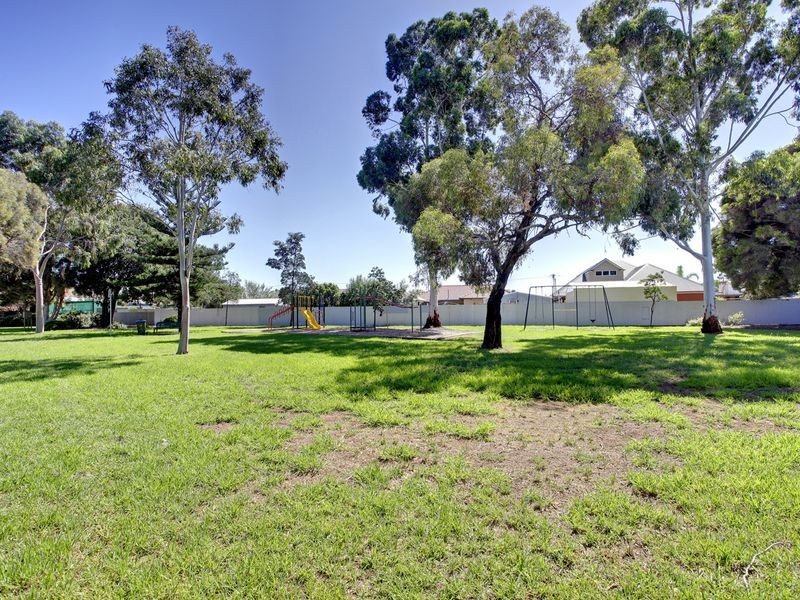 1 Almond Avenue, Woodville South SA 5011