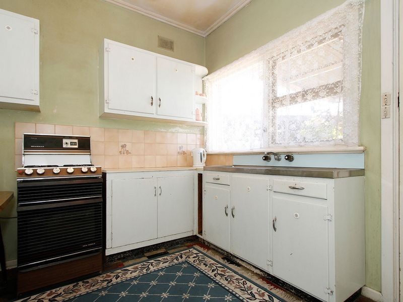 11 Esk Street, Woodville South SA 5011