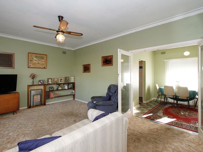 11 Esk Street, Woodville South SA 5011