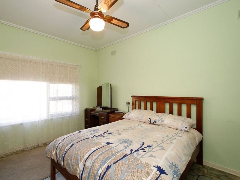 11 Esk Street, Woodville South SA 5011