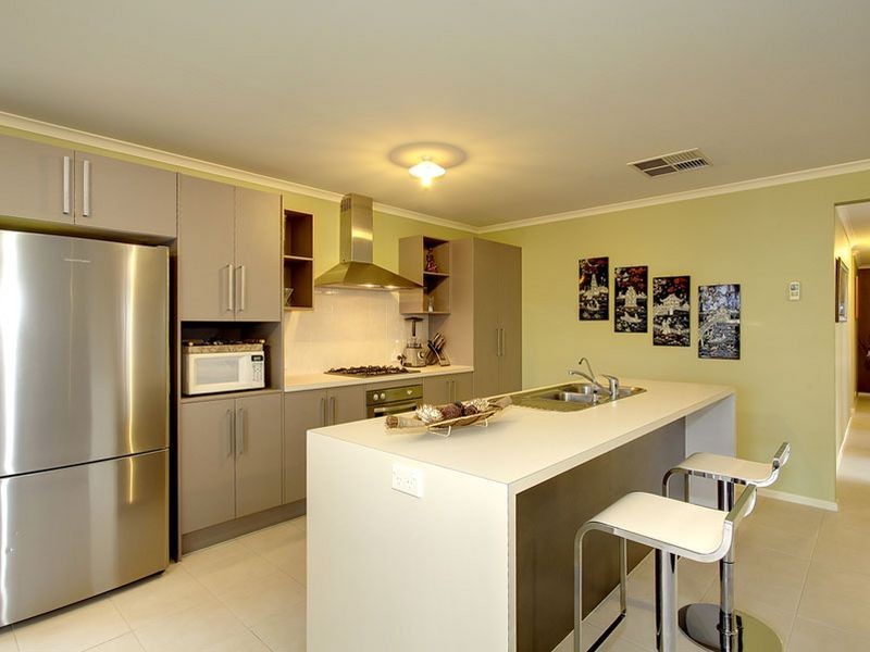 25 Nilpena Avenue, Park Holme SA 5043