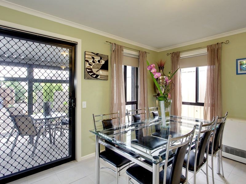 25 Nilpena Avenue, Park Holme SA 5043