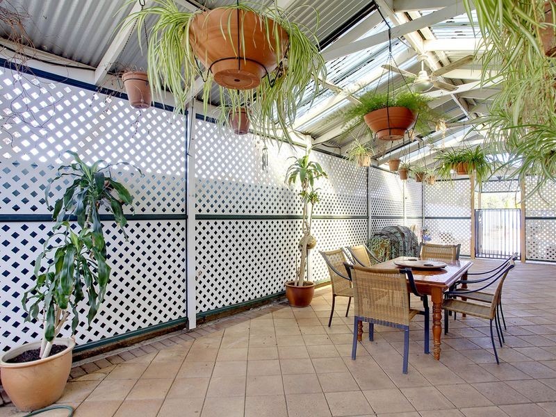 60 Oval Avenue, Woodville South SA 5011