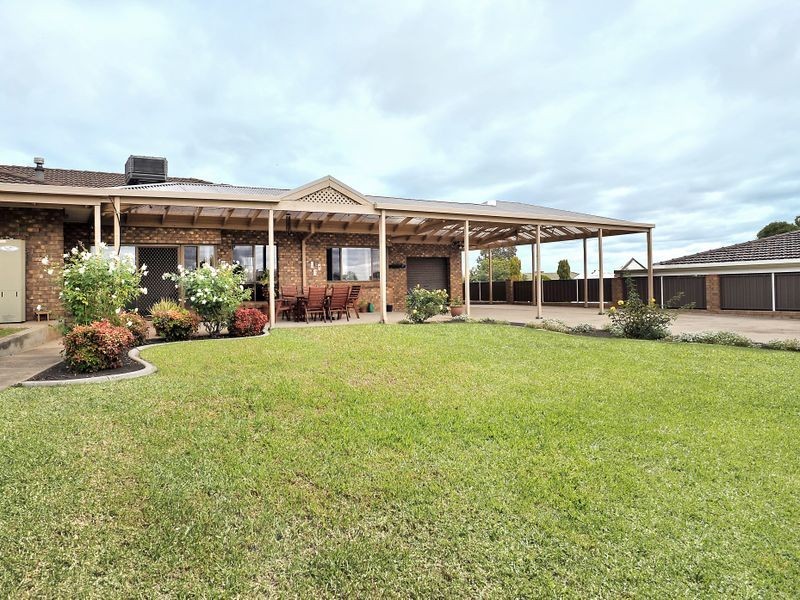 41 Yulinda Terrace, Gulfview Heights SA 5096