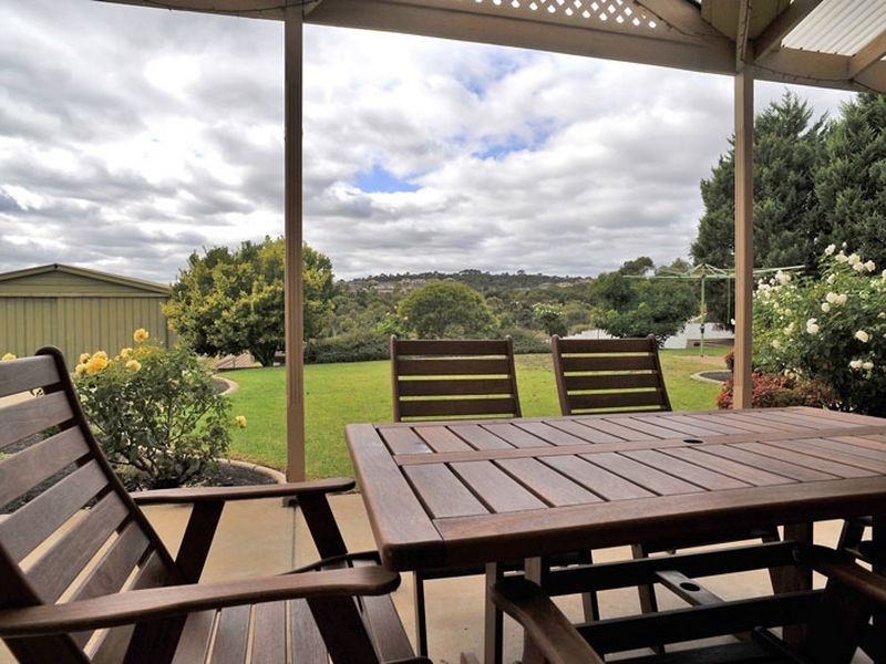 41 Yulinda Terrace, Gulfview Heights SA 5096