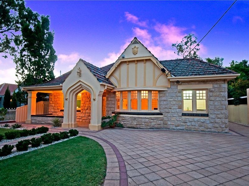 5 The Grove, Woodville SA 5011