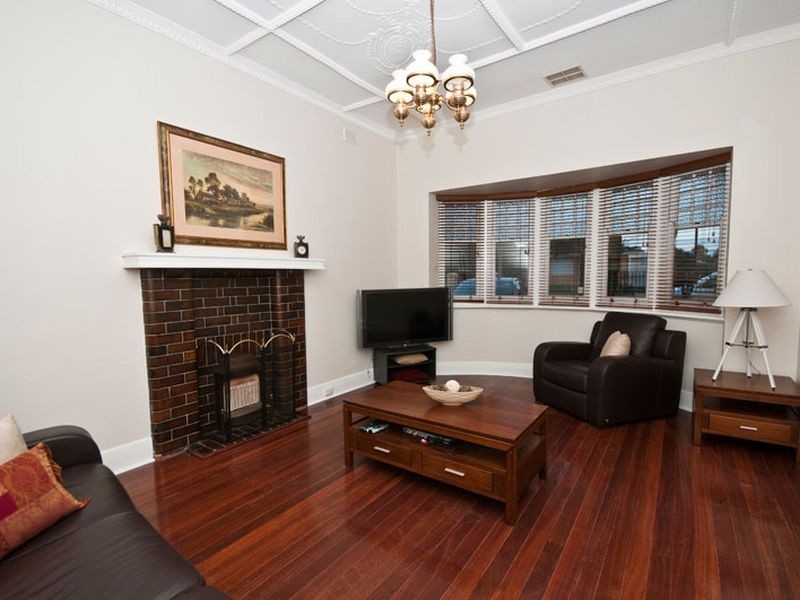 5 The Grove, Woodville SA 5011