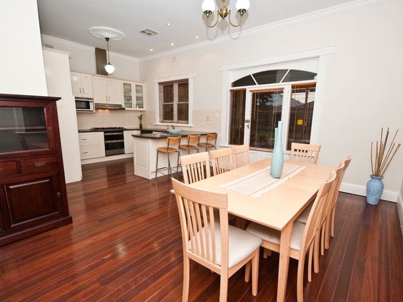 5 The Grove, Woodville SA 5011