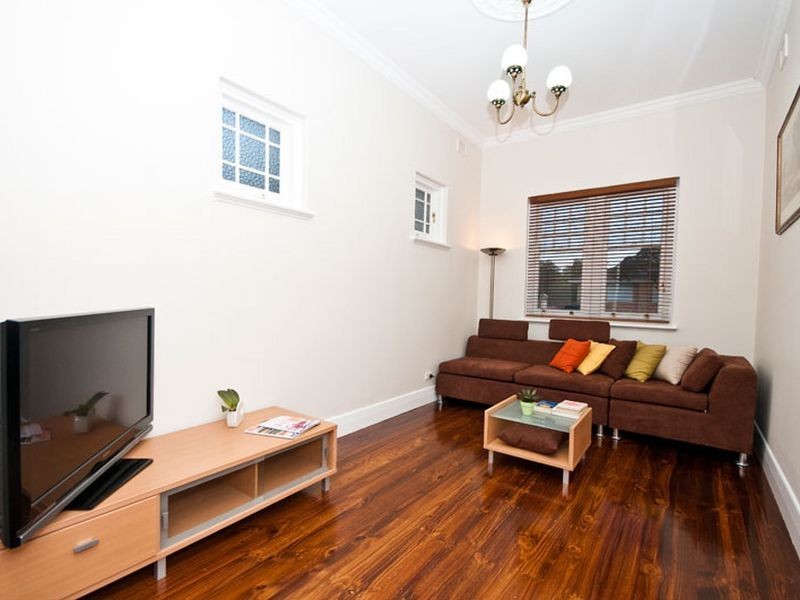 5 The Grove, Woodville SA 5011