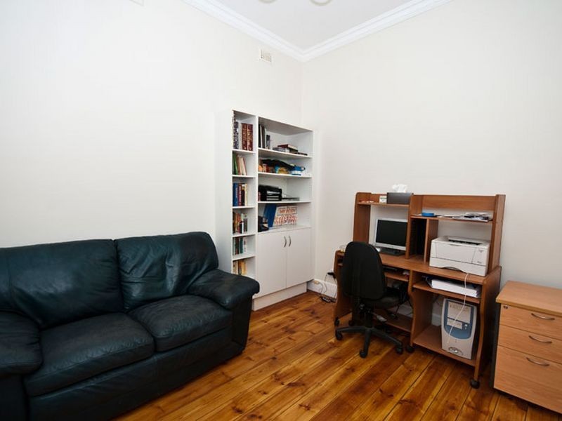 5 The Grove, Woodville SA 5011