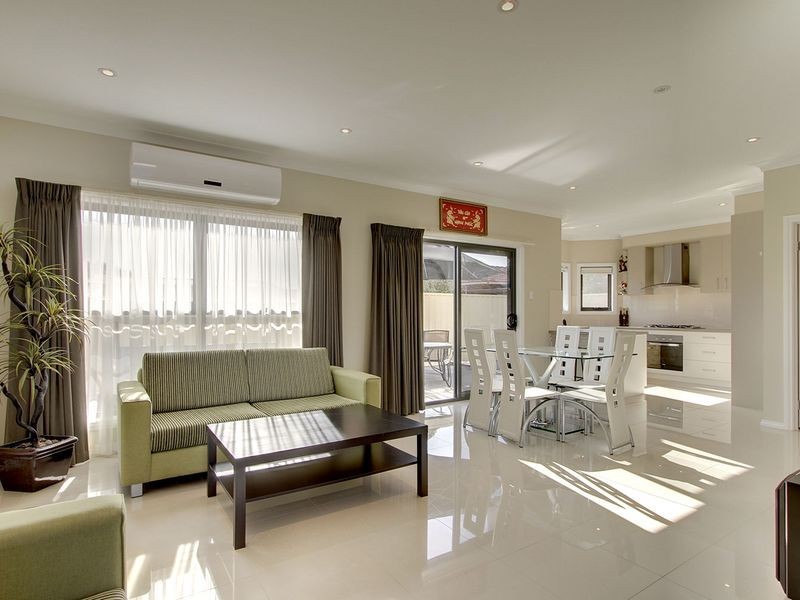 8A Dudley Street, Mansfield Park SA 5012