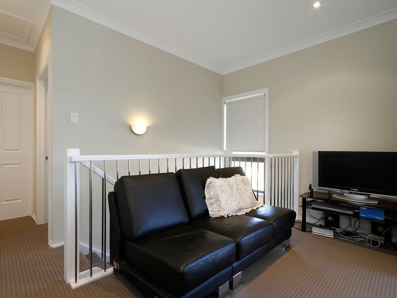 8A Dudley Street, Mansfield Park SA 5012