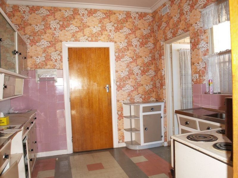 16 Mill Street, Seaton SA 5023