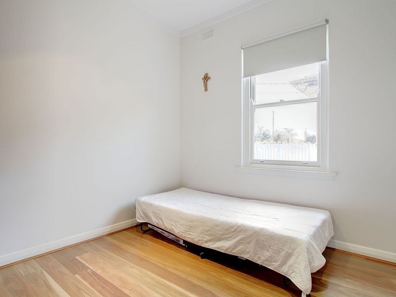 4 Singleton Avenue, Seaton SA 5023