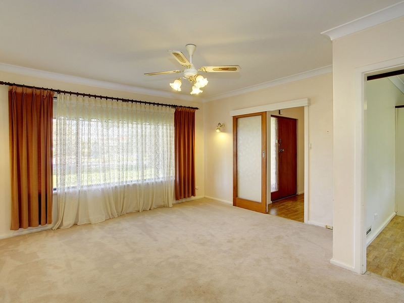 12 Jordan Street, Valley View SA 5093