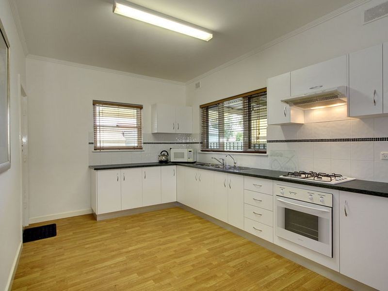 18 Second Avenue, Cheltenham SA 5014