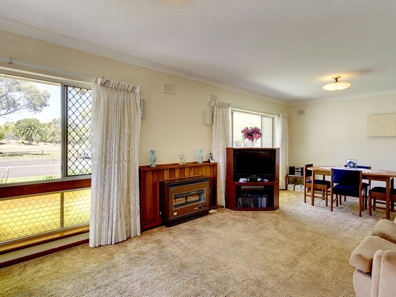 13 Betty Avenue, Fulham Gardens SA 5024