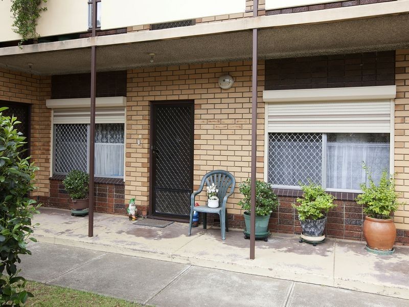 2/4A First Avenue, Woodville Gardens SA 5012