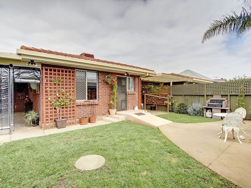 2/17 Short Street, Rosewater SA 5013