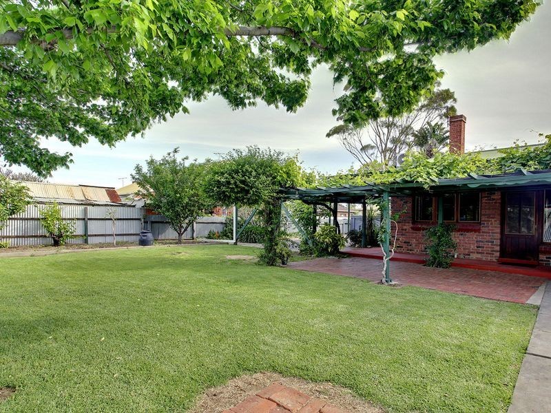 3 Fifth Avenue, Cheltenham SA 5014