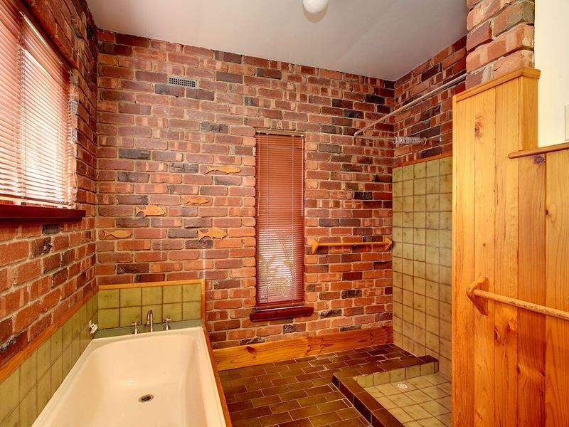 3 Fifth Avenue, Cheltenham SA 5014