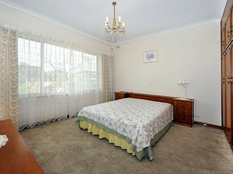 53 Honeyton Street, Seaton SA 5023