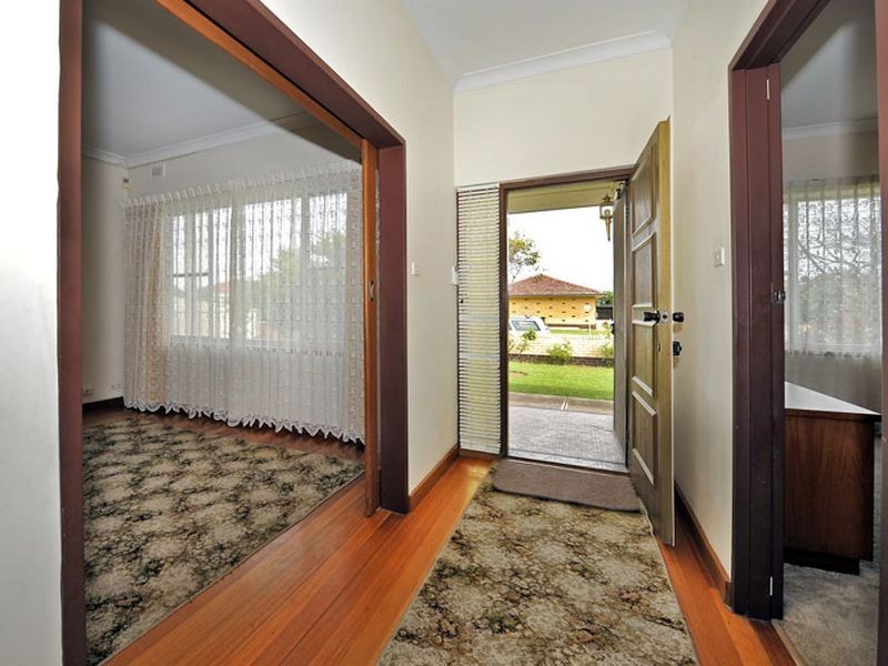 53 Honeyton Street, Seaton SA 5023