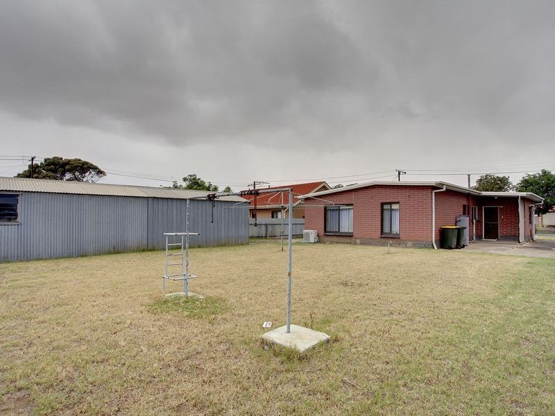5 Lowana Terrace, Taperoo SA 5017