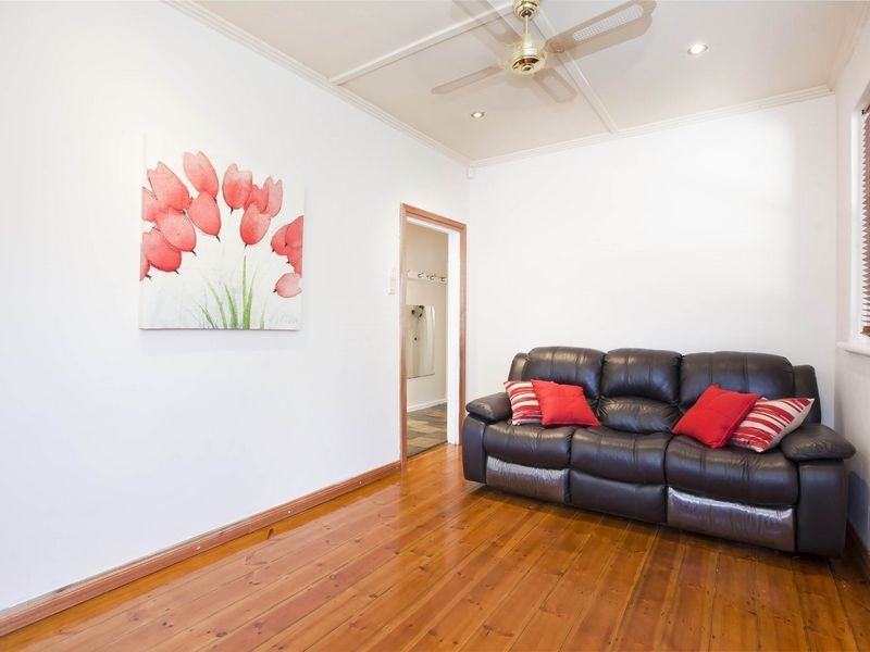 99 Days Road, Croydon Park SA 5008