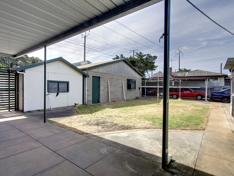 26 Solvay Road, Taperoo SA 5017