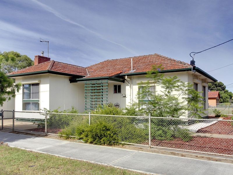 26 Solvay Road, Taperoo SA 5017