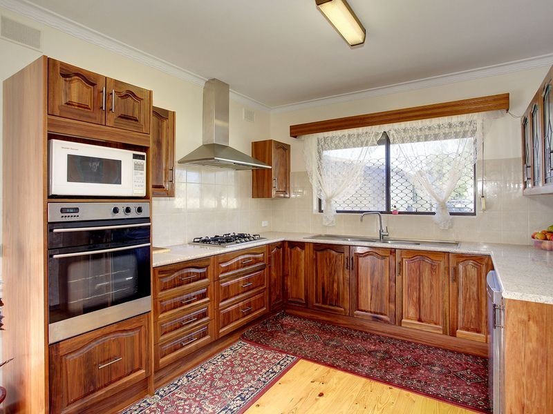 18 King William Street, Rosewater SA 5013