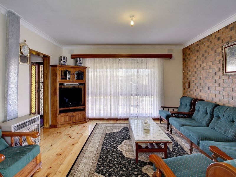 18 King William Street, Rosewater SA 5013