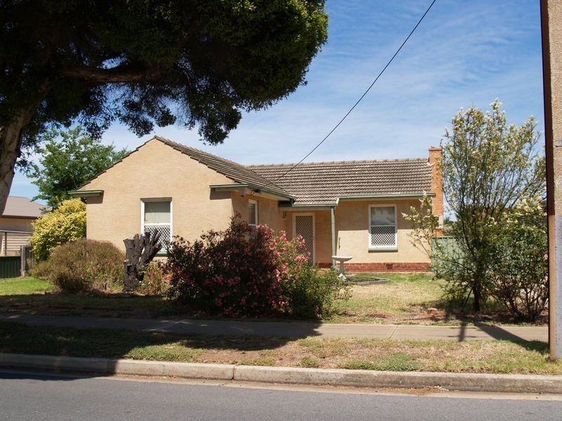 8 Drummond Avenue, Findon SA 5023