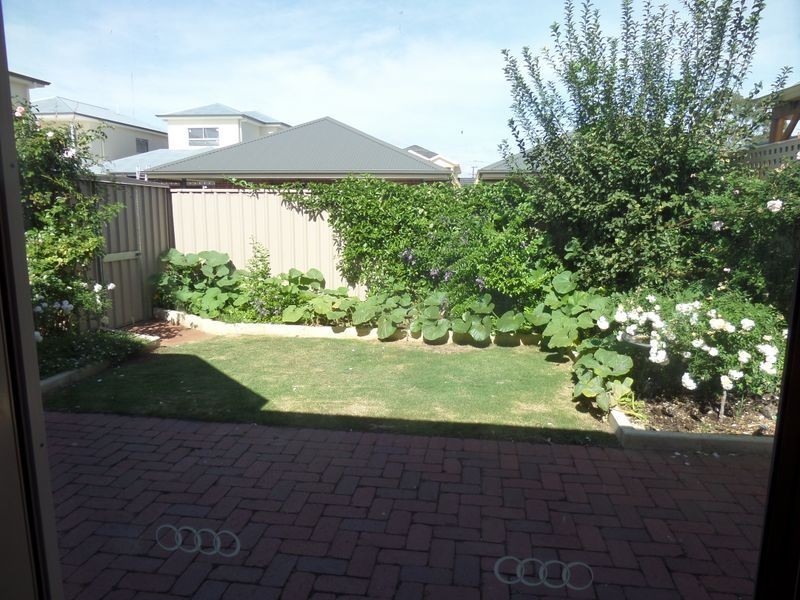 33 Hansen Circuit, Renown Park SA 5008