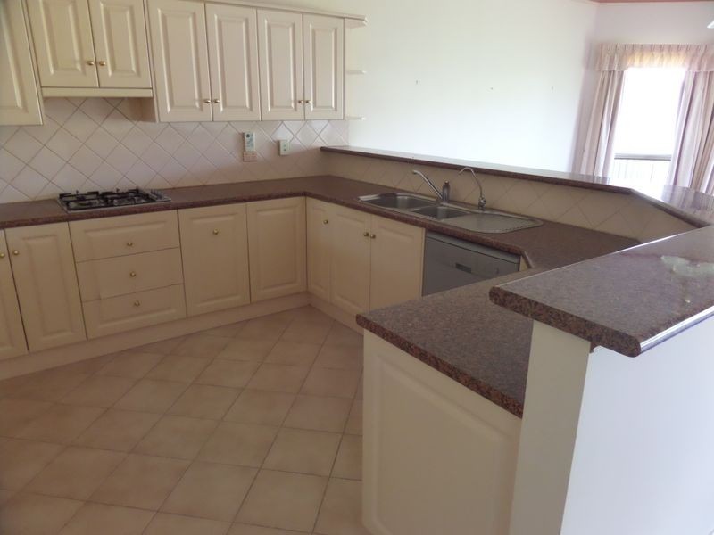 33 Hansen Circuit, Renown Park SA 5008