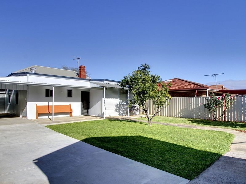 27 First Avenue, Cheltenham SA 5014