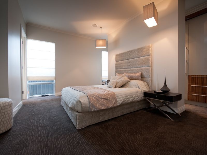 9 Crompton Drive, Woodville SA 5011