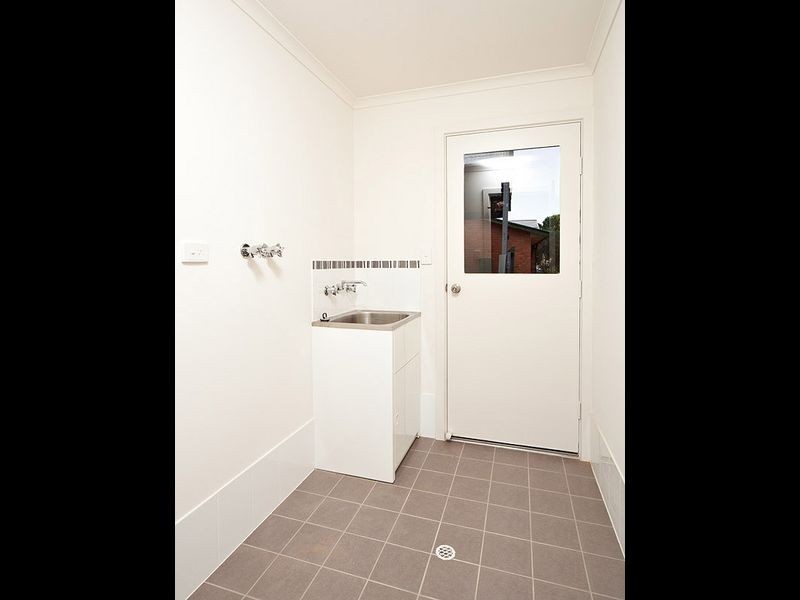 1 Handley Street, Elizabeth Vale SA 5112