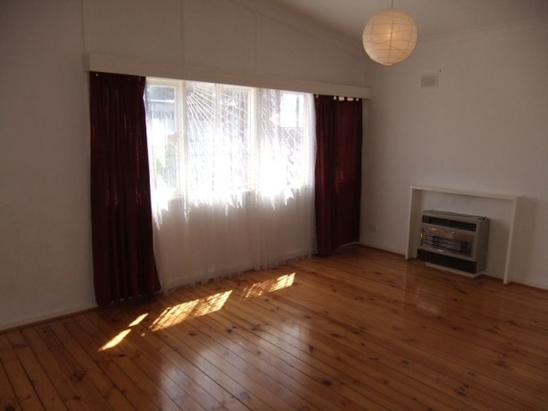 17 Dudley Street, Mansfield Park SA 5012