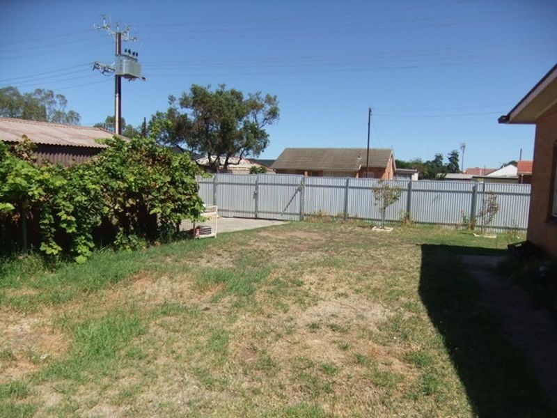 17 Dudley Street, Mansfield Park SA 5012