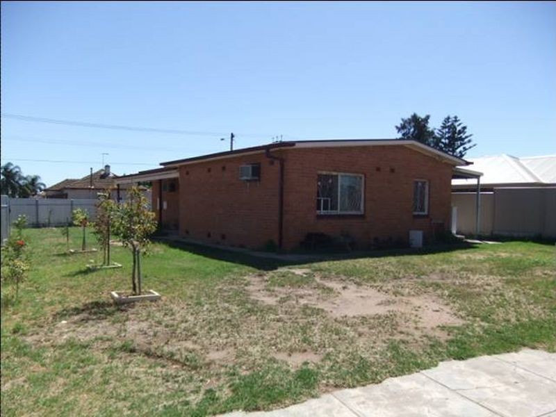 17 Dudley Street, Mansfield Park SA 5012