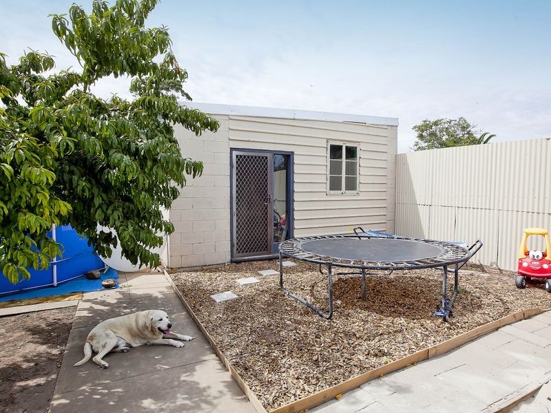 28 Fortisgreen Avenue, Pennington SA 5013