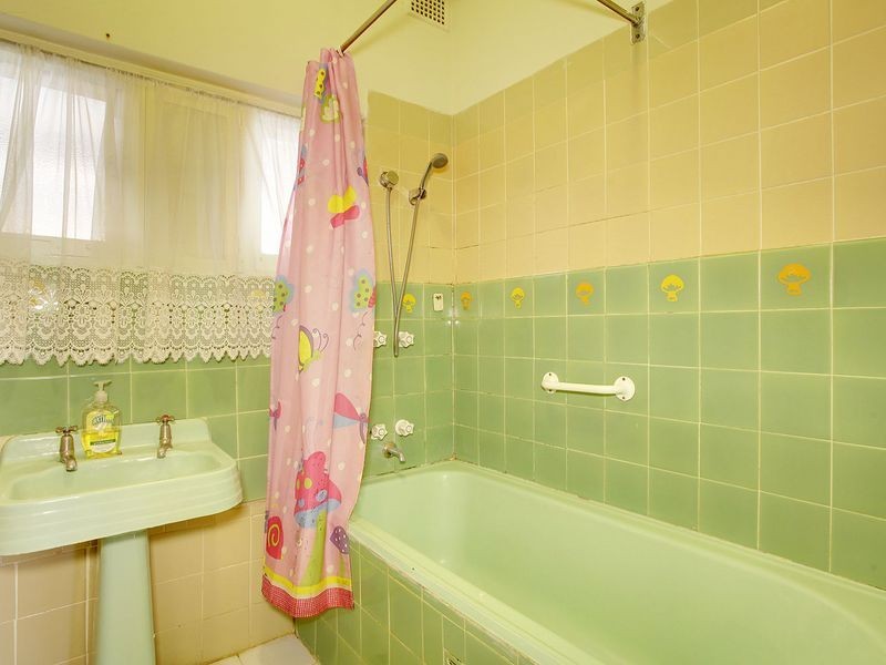 19 Lillian Street, Findon SA 5023