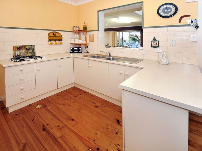 27 Drummond Avenue, Findon SA 5023