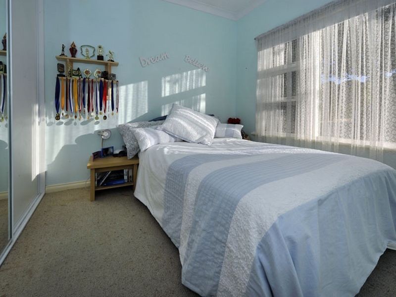 27 Drummond Avenue, Findon SA 5023