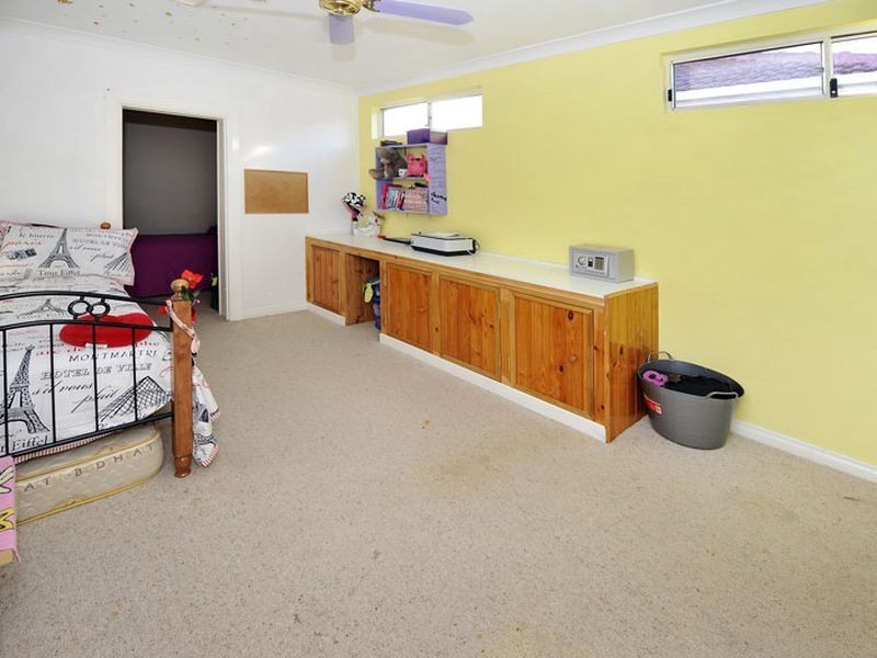 27 Drummond Avenue, Findon SA 5023