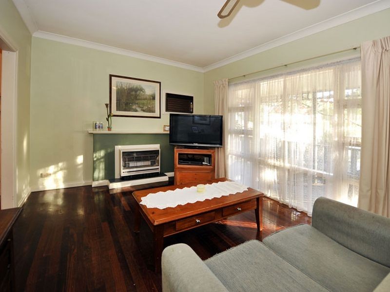 27 Drummond Avenue, Findon SA 5023