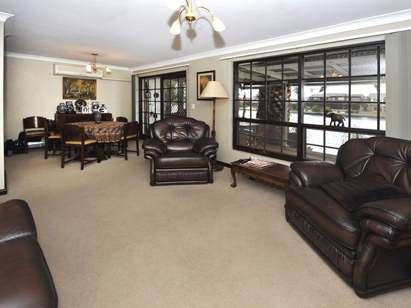 3/5 Redsails Court, West Lakes Shore SA 5020